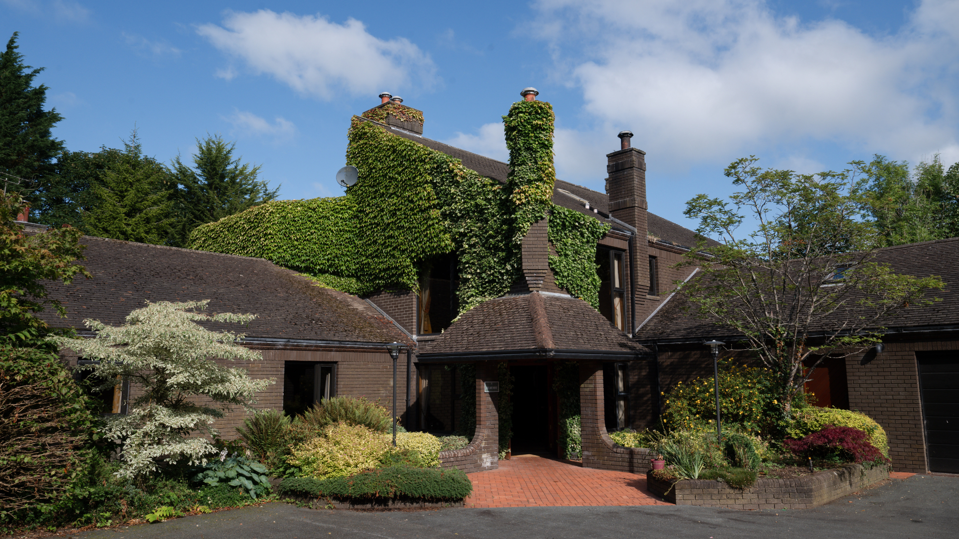 The Lake House at The Rabbit Hotel & Retreat - Visit Antrim & Newtownabbey